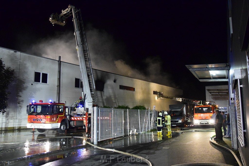 Grossbrand Halle Troisdorf Kriegsdorf Junkersring P702.JPG - Miklos Laubert